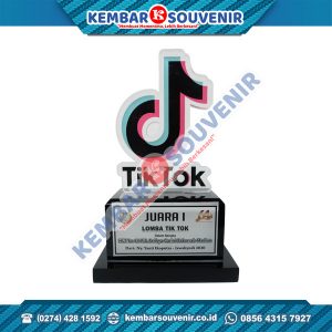 Piala Bahan Akrilik Pemerintah Provinsi DI Yogyakarta