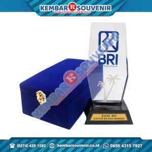 Penghargaan Plakat Akrilik Sarana Menara Nusantara Tbk