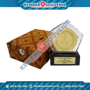 Piagam Penghargaan Akrilik PT Bank Pembangunan Daerah Banten Tbk.