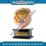 Trophy Plakat Premium Harga Murah