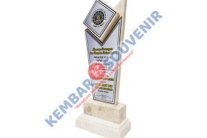 Piala Akrilik Murah Kabupaten Kepulauan Siau Tagulandang Biaro
