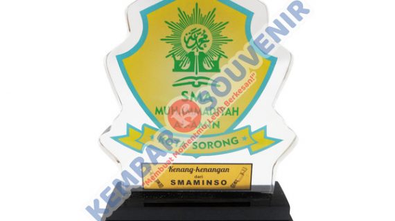 Jasa Pembuatan Plakat Akrilik Kabupaten Serang