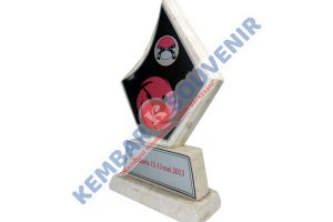 Piala Bahan Akrilik Kabupaten Semarang